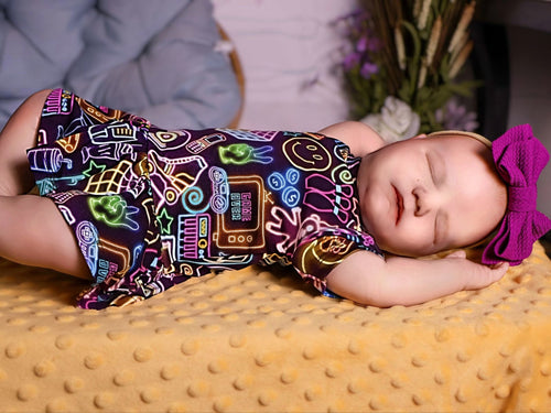 Short Sleeve Bodysuit Twirl - Minikin Mischief Clothing Co.