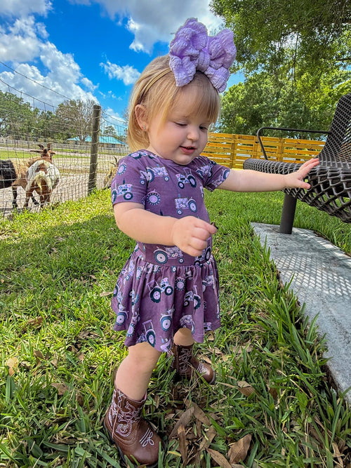Short Sleeve Bodysuit Twirl - Minikin Mischief Clothing Co.