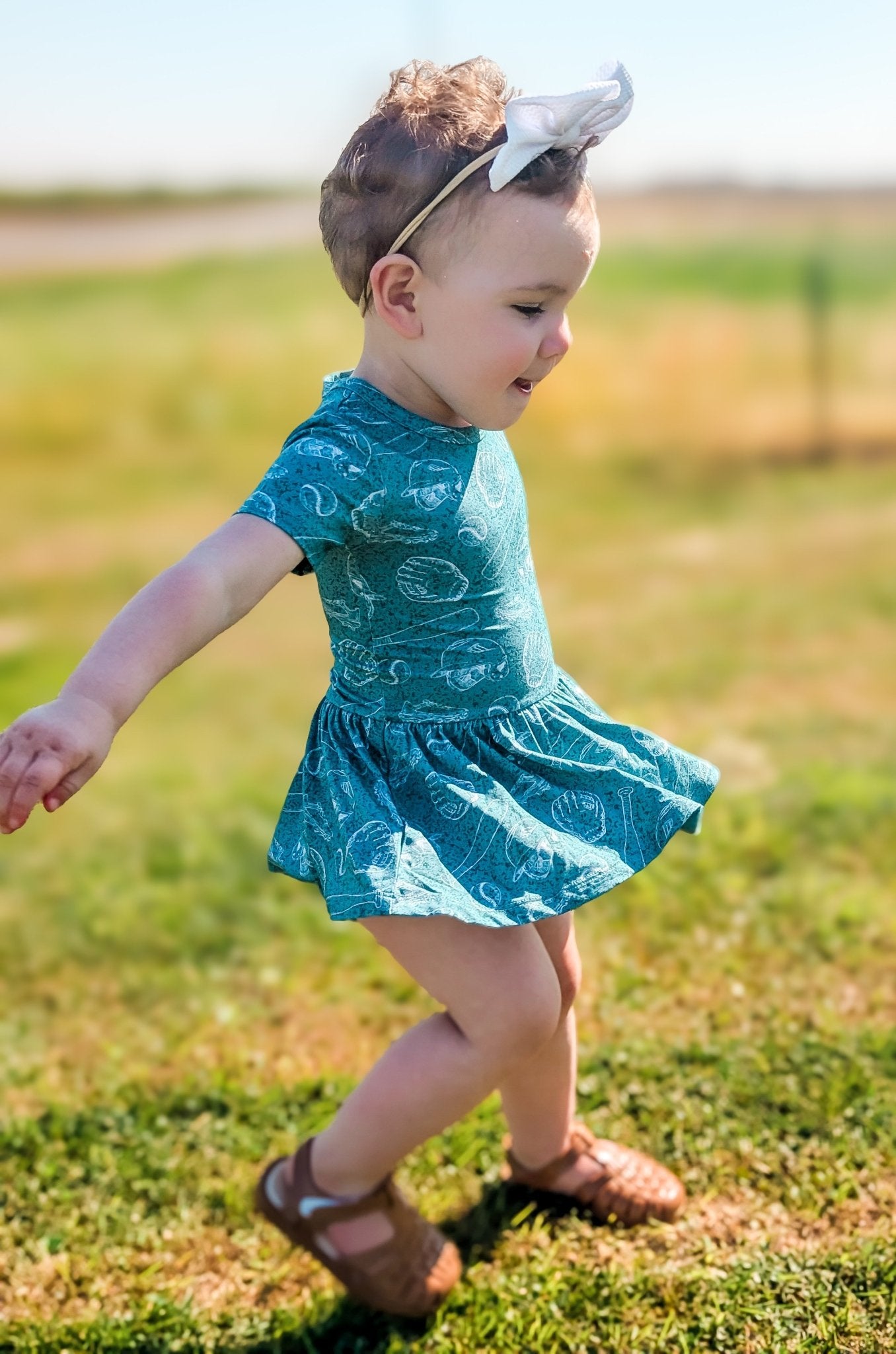 Short Sleeve Bodysuit Twirl - Minikin Mischief Clothing Co.